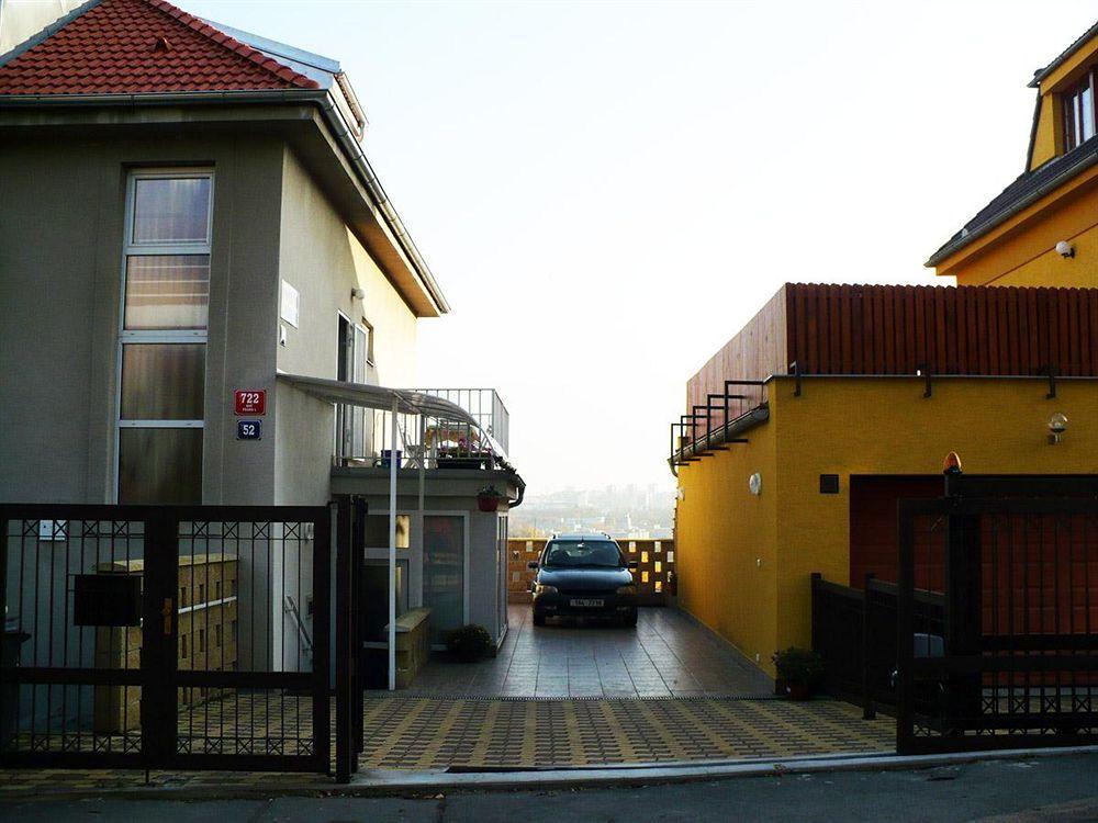 pensión Nika Praga Exterior foto