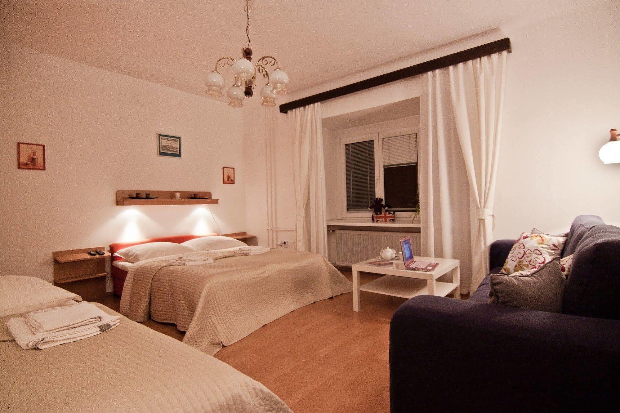 pensión Nika Praga Exterior foto
